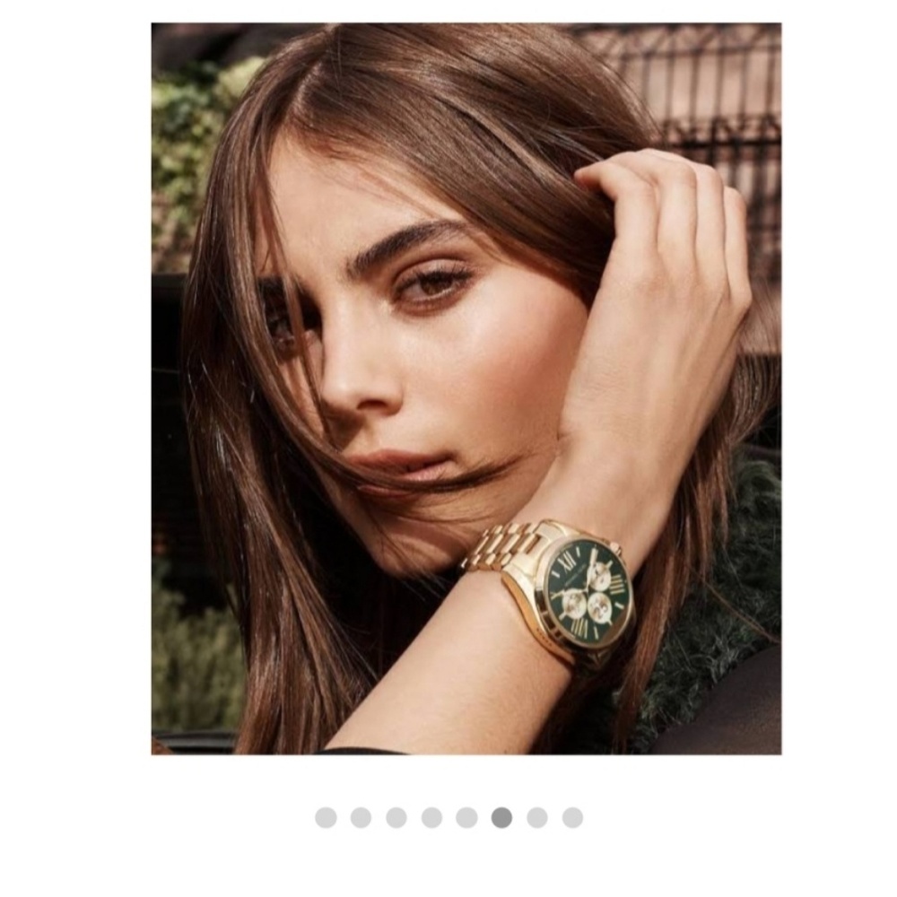 MK Bradshaw Smartwatch